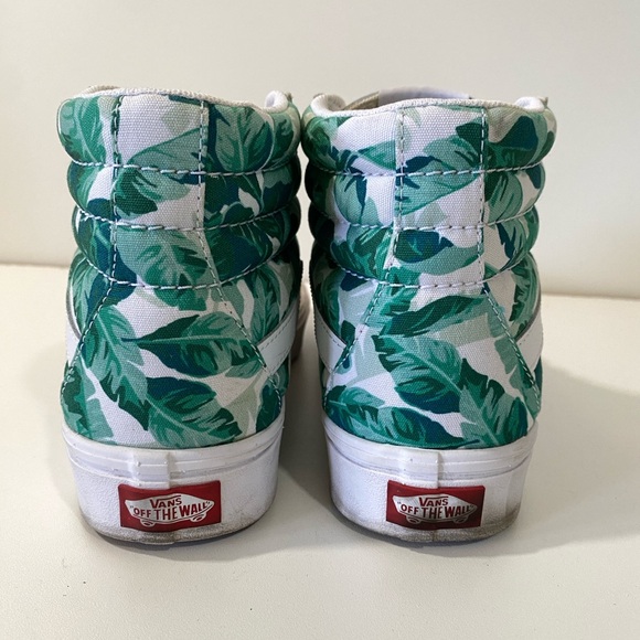 Vans Customs Skate Hi-Tops size women’s 8 Greens and White Leather - Picture 2 of 9